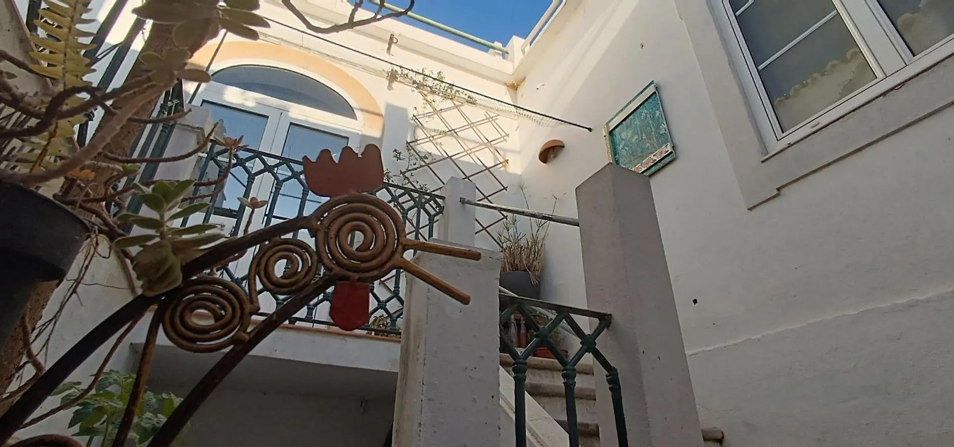 Apartment With Roof Terrace In Town Centre Tavira